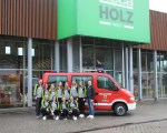 Kleidung-fuer-Damenbewerbsgruppe-2