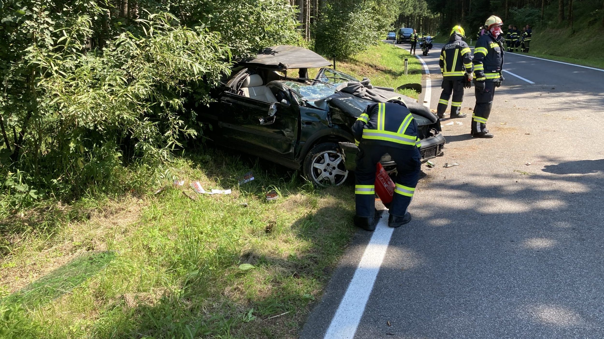 Schwerer Verkehrsunfall auf der Hansberg Landesstraße