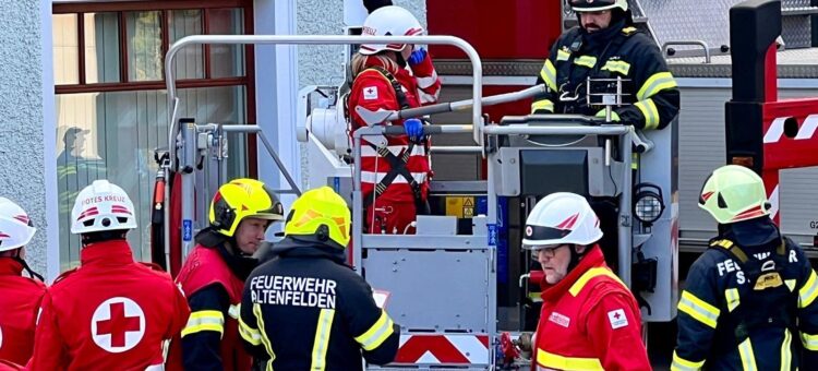 Herbstübung bei Tischlerei Mayrhofer